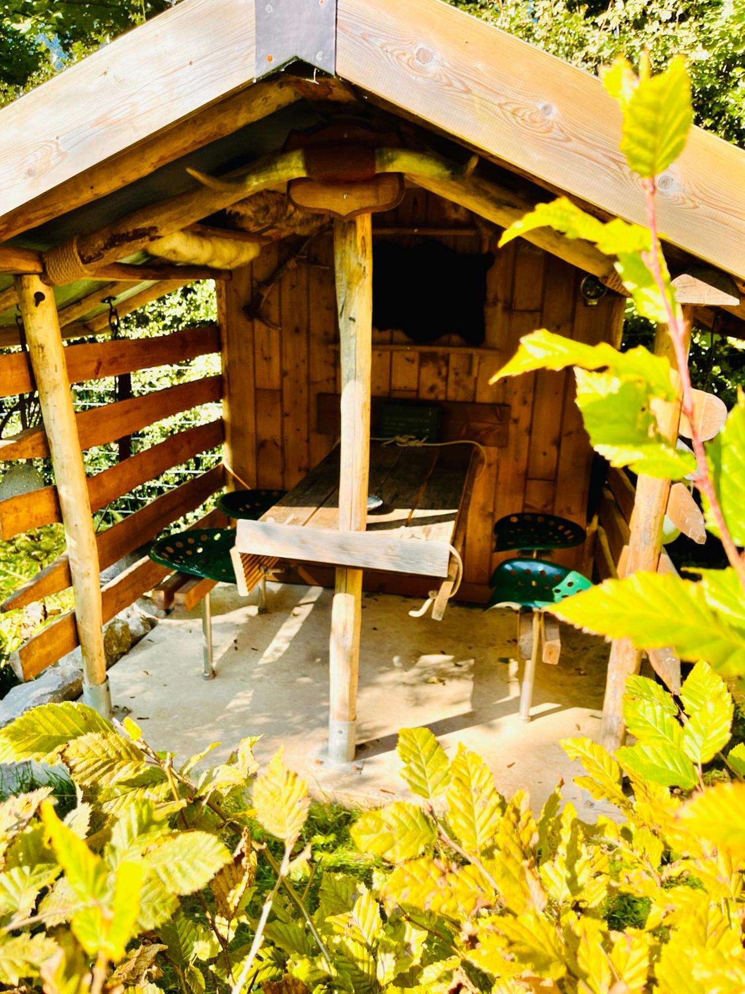 La Cabane Perchee Du Trappeur Écrainville Eksteriør billede